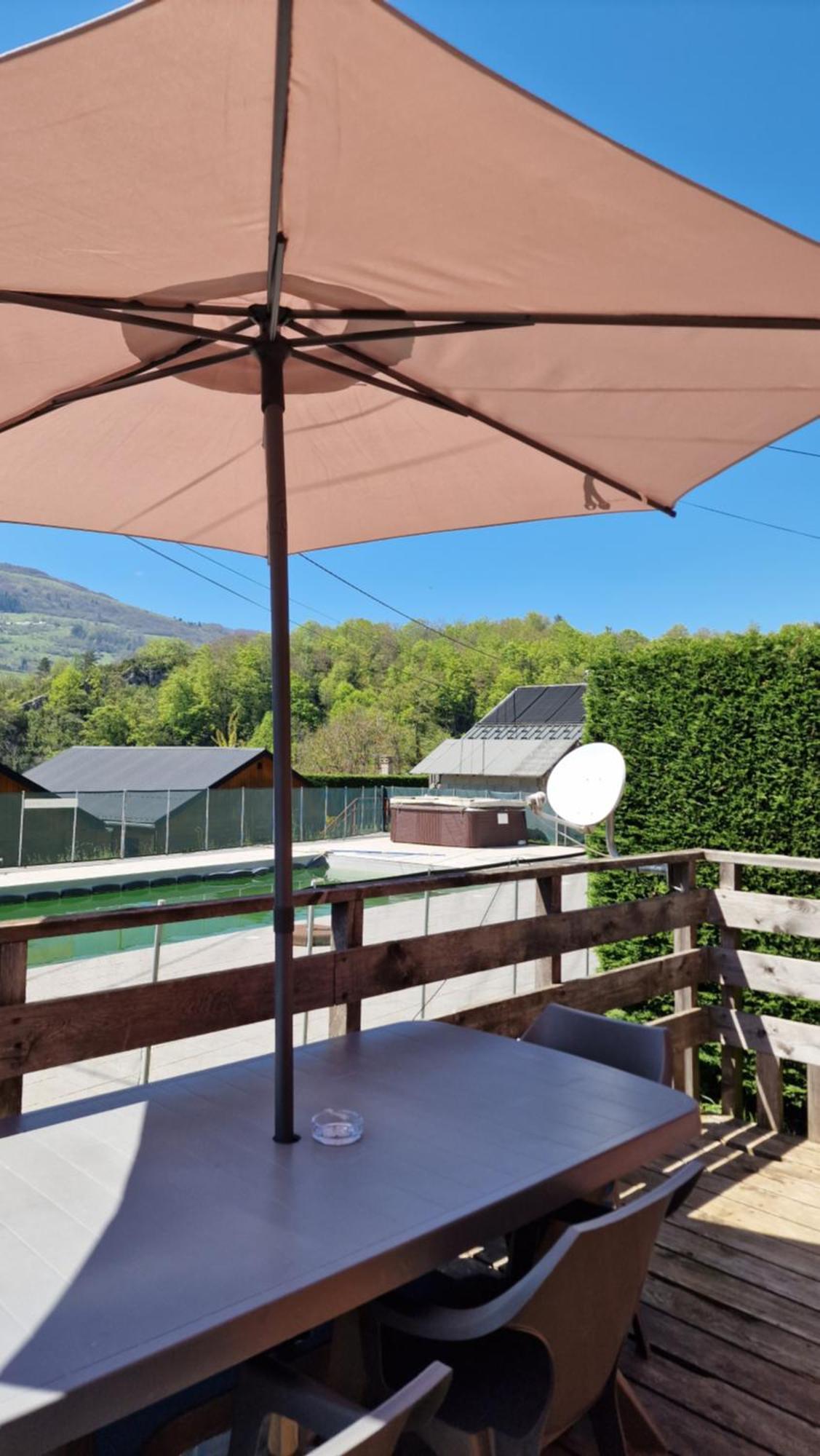 Chalet Bord De Lac Avec Piscine N2E Laffrey Extérieur photo